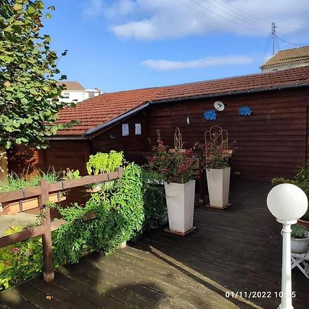 Maison De Famille A Périgueux Kültér fotó